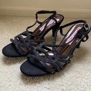 NWOT Black Sparkly Strappy Mini Heels Size 6